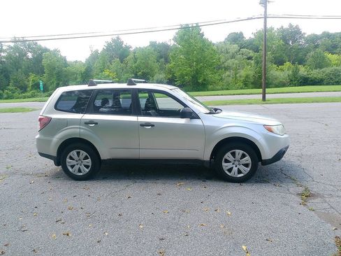 Used 2009 Subaru Forester 2.5X AWD/4WD image 4