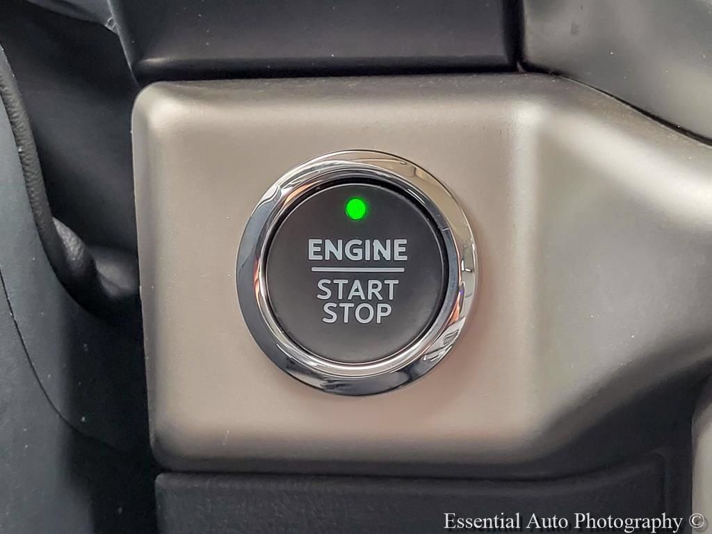 Used 2024 Ford Expedition XLT AWD/4WD image 18