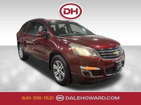 Used 2015 Chevrolet Traverse LT image 1