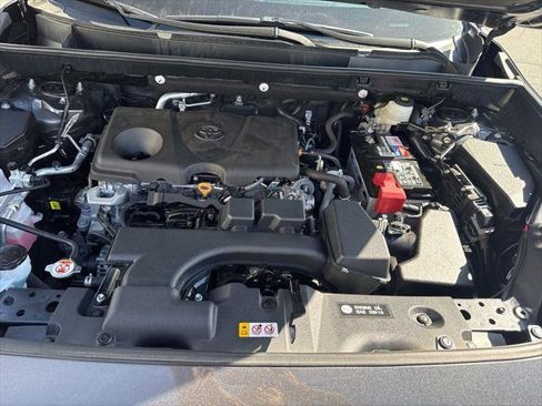 Certified 2023 Toyota RAV4 XLE w/ Convenience Package FWD image 21