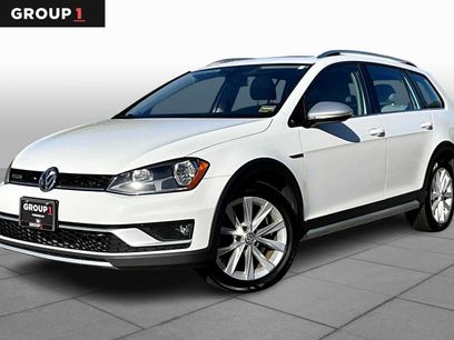 Used 2017 Volkswagen Golf Alltrack SE