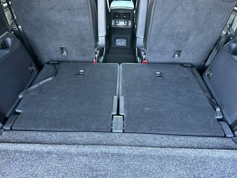 Used 2022 Volkswagen Atlas SEL R-Line image 16