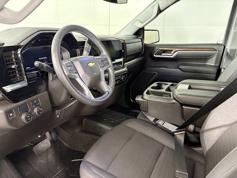 Used 2025 Chevrolet Silverado 1500 LT w/ LPO, Dark Essentials Package RWD image 21