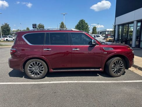 Used 2022 Nissan Armada Platinum w/ Captain's Chairs Package RWD image 6