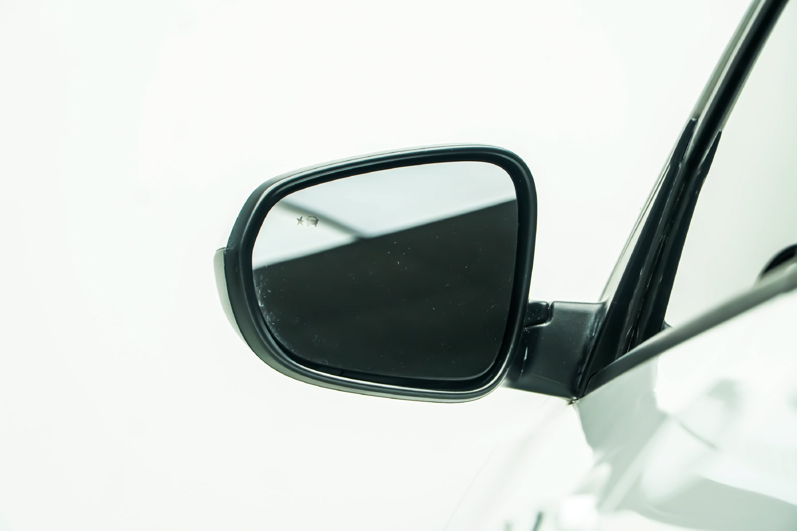 Used 2024 Chevrolet Trax LT w/ Driver Confidence Package FWD image 16