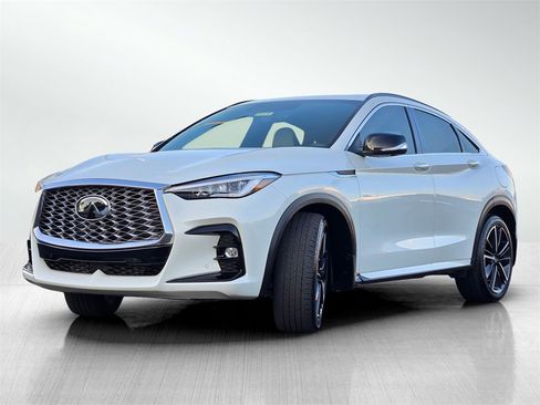 Used 2023 INFINITI QX55 Essential w/ Cargo Package image 8