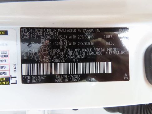 Used 2024 Lexus RX 350 Premium w/ Accessory Package (Z1) image 28