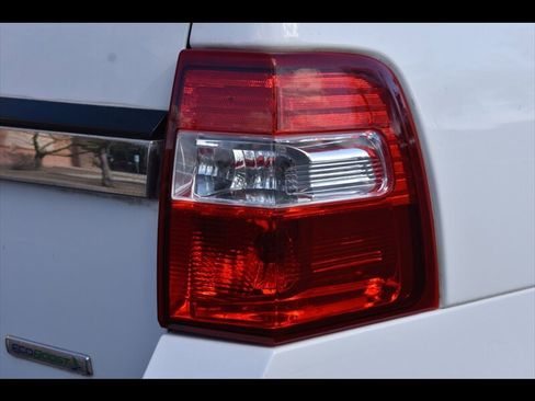 Used 2017 Ford Expedition XL AWD/4WD image 50