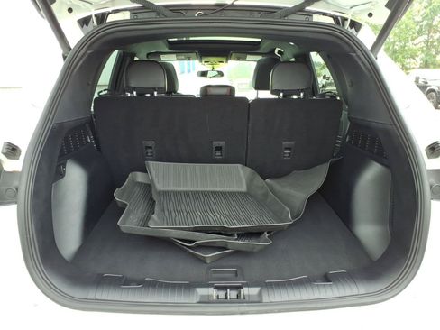 Certified 2024 Ford Escape ST-Line w/ Tech Pack #1 AWD/4WD image 8