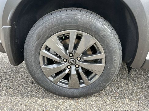 New 2026 Nissan Pathfinder SV image 15