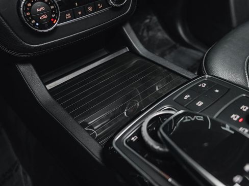 Used 2018 Mercedes-Benz GLE 43 AMG 4MATIC w/ Premium 2 Package image 62