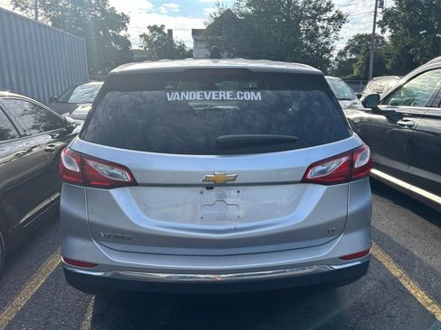 Used 2019 Chevrolet Equinox LT w/ Driver Convenience Package FWD image 6
