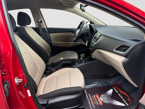 Used 2019 Hyundai Accent SE w/ Cargo Package FWD image 20