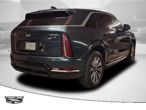 Used 2026 Cadillac Escalade IQ Luxury 1 AWD/4WD image 2