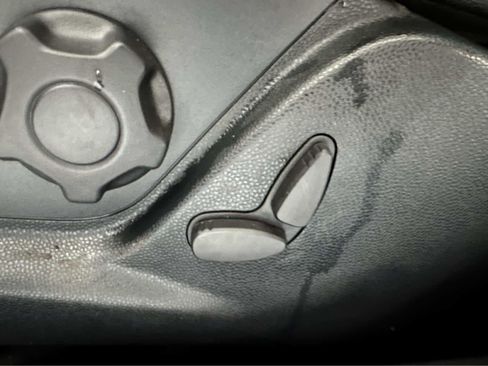 Used 2022 Ford EcoSport Titanium image 14