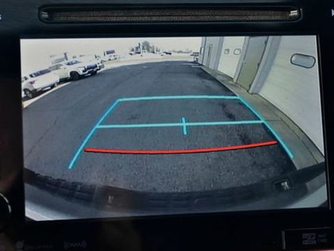 Used 2017 Toyota Tacoma TRD Off-Road w/ Premium & Technology Package image 20