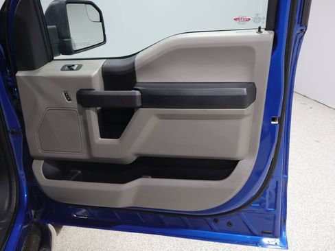 Used 2018 Ford F150 XL w/ Equipment Group 101A Mid AWD/4WD image 17