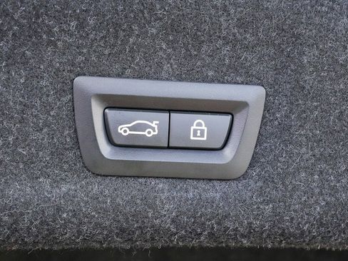 Used 2023 BMW M3 Competition w/ Executive Package image 93