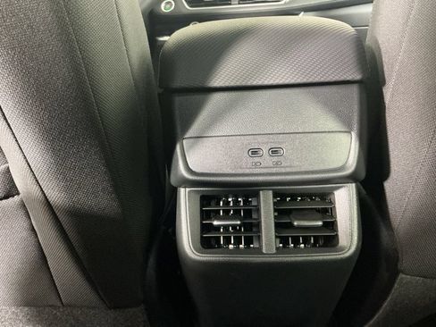 New 2027 Chevrolet Equinox LT AWD/4WD image 13