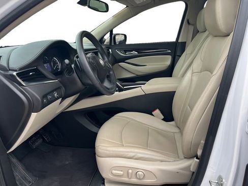 Used 2021 Buick Enclave Essence w/ Sound and Sites Package image 9