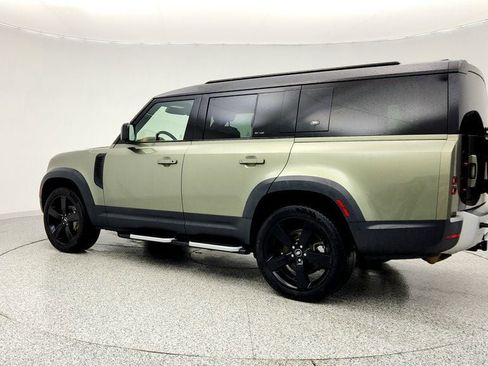 Used 2023 Land Rover Defender 130 S image 7