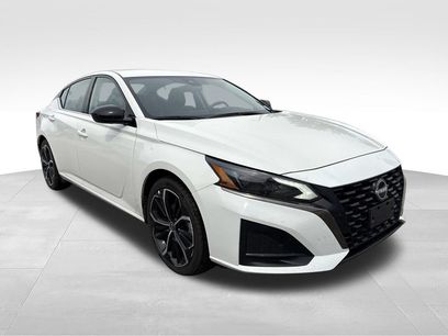 Used 2025 Nissan Altima 2.5 SR