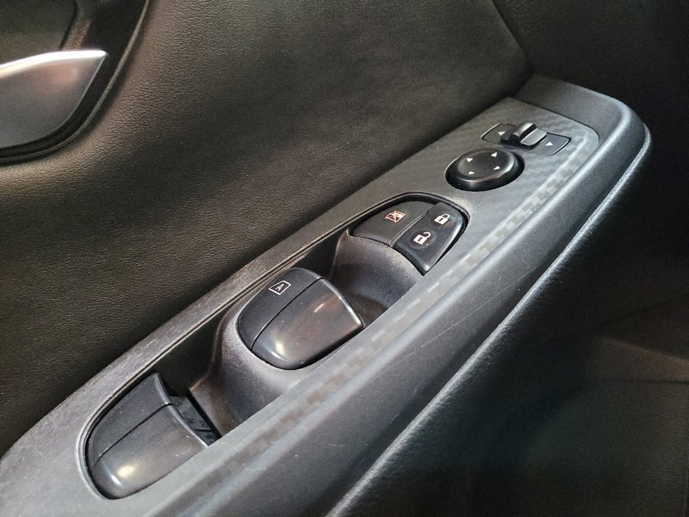 Used 2025 Nissan Sentra SV FWD image 27