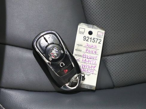 Certified 2022 Buick Enclave Essence w/ Experience Buick Package AWD/4WD image 20