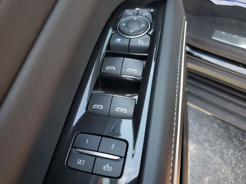 Used 2024 Cadillac Escalade Sport image 23