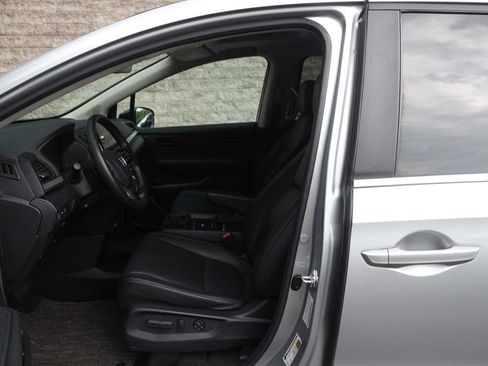Used 2025 Honda Odyssey EX-L image 25