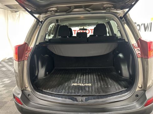 Used 2013 Toyota RAV4 XLE image 17
