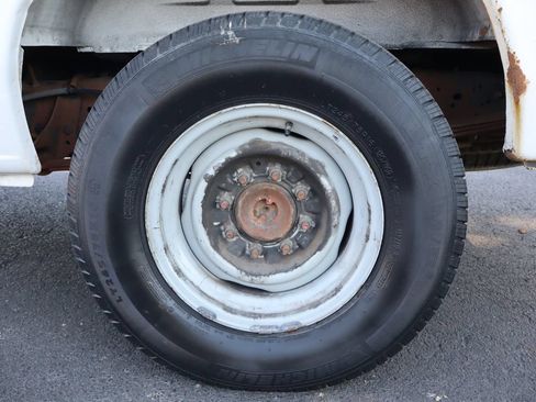 Used 2006 Ford E-250 and Econoline 250 RWD image 29