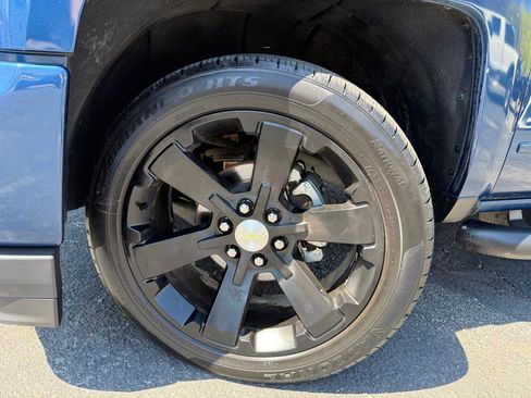 Used 2017 Chevrolet Silverado 1500 LT w/ All Star Edition image 27