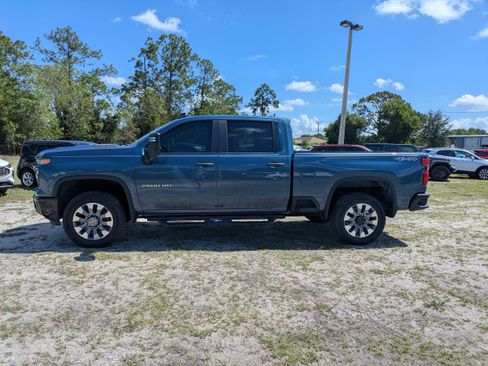 Used 2024 Chevrolet Silverado 2500 Custom w/ Custom Value Package AWD/4WD image 7