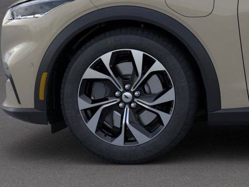 New 2025 Ford Mustang Mach-E Select image 20