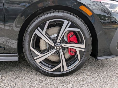New 2026 Volkswagen GTI SE image 11