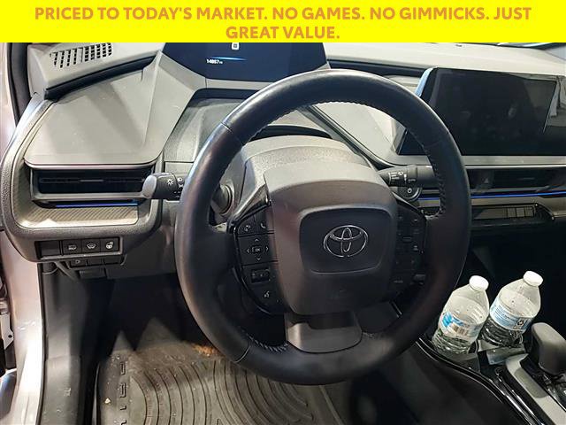 Used 2025 Toyota Prius XLE FWD image 7
