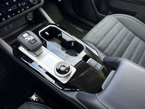 New 2026 Mitsubishi Outlander AWD image 23