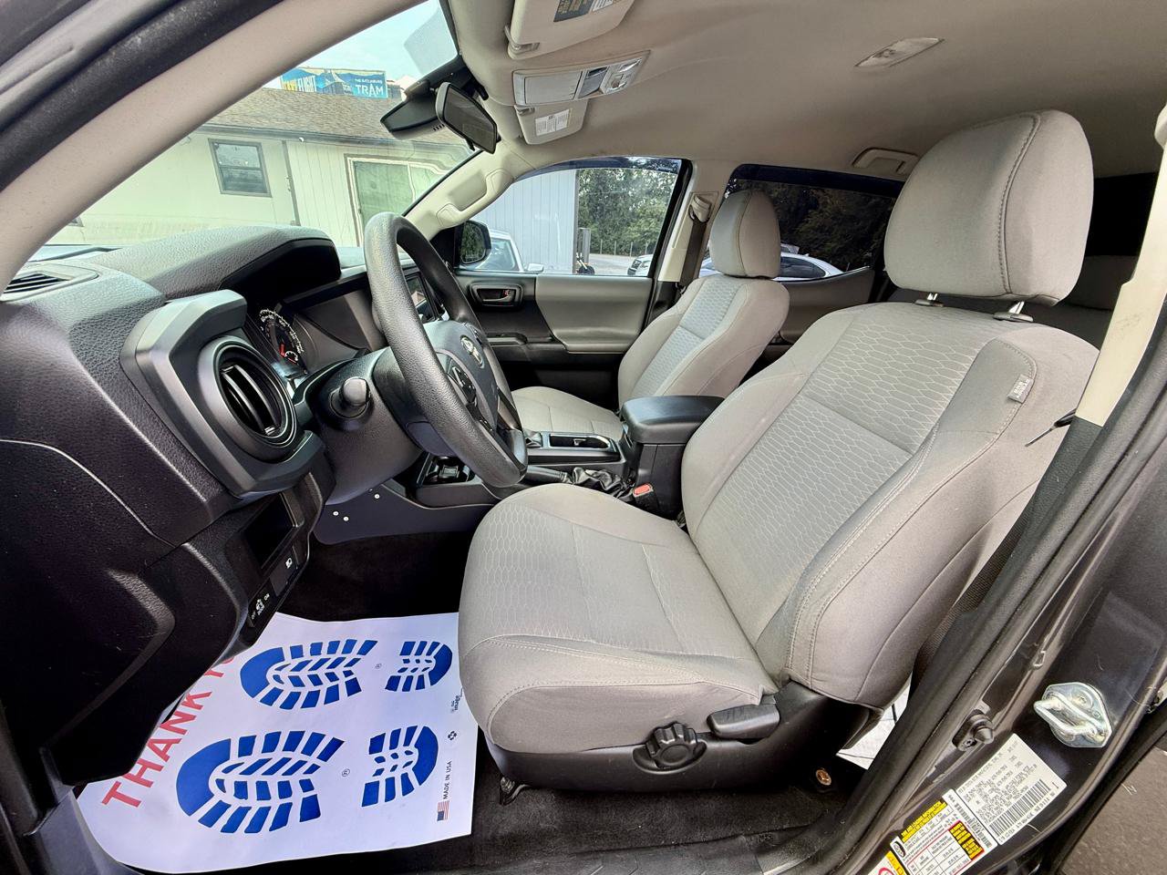 Used 2018 Toyota Tacoma SR w/ SR Convenience Package RWD image 10