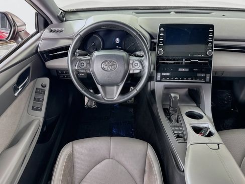 Used 2019 Toyota Avalon XSE w/ Carpet Mat Package FWD image 19