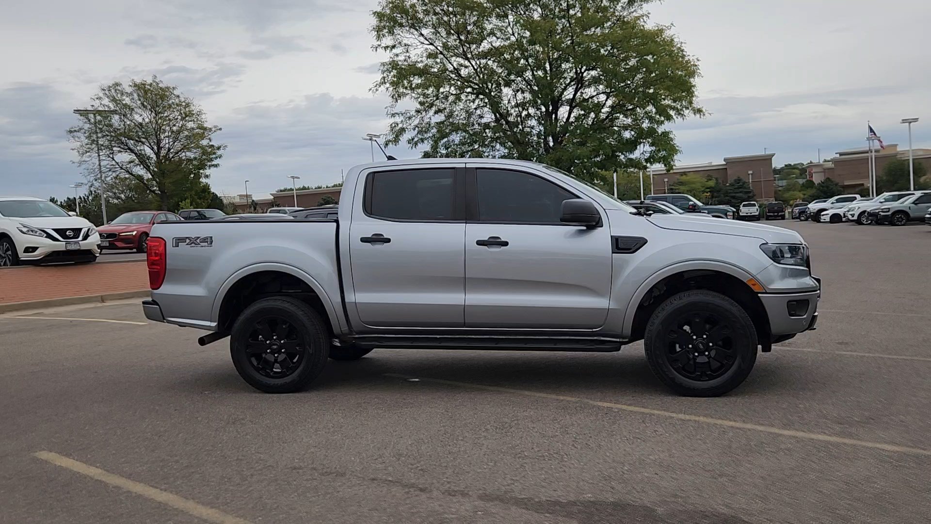 Used 2023 Ford Ranger XLT w/ Equipment Group 302A High AWD/4WD image 11