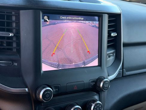 Used 2019 RAM 1500 Big Horn AWD/4WD image 15