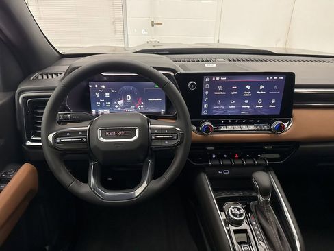 New 2026 GMC Canyon AT4 w/ Technology Plus Package AWD/4WD image 10