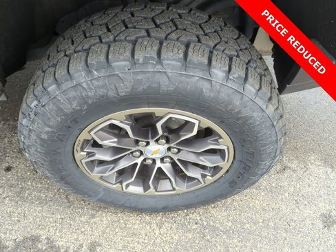 Used 2022 Chevrolet Colorado ZR2 image 19