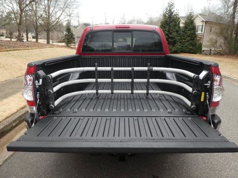 Used 2011 Toyota Tacoma PreRunner w/ SR5 Pkg #2 image 16