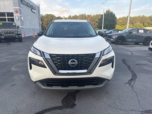 Used 2023 Nissan Rogue S AWD/4WD image 3