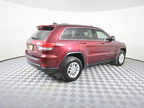 Used 2018 Jeep Grand Cherokee Laredo image 6