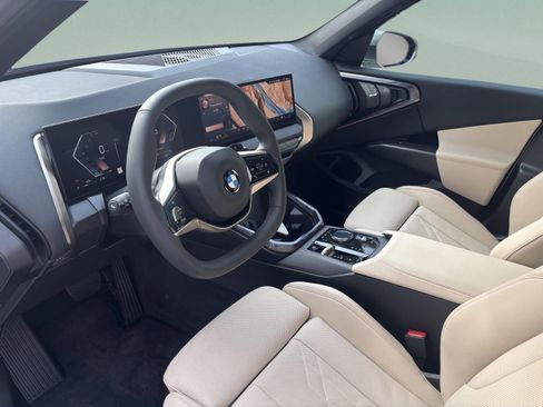 Used 2025 BMW X3 xDrive30i w/ Convenience Package image 17