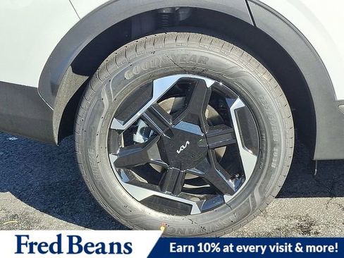 New 2026 Kia Sportage S image 5