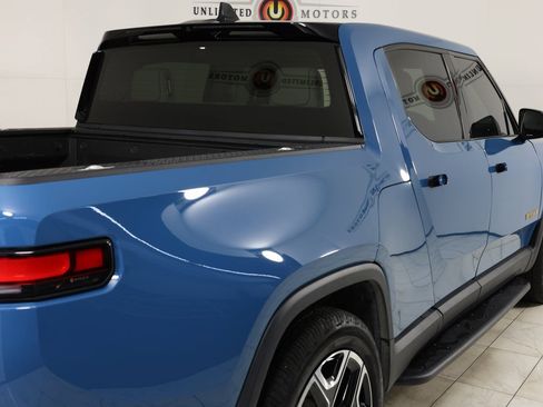 Used 2022 Rivian R1T Adventure image 39